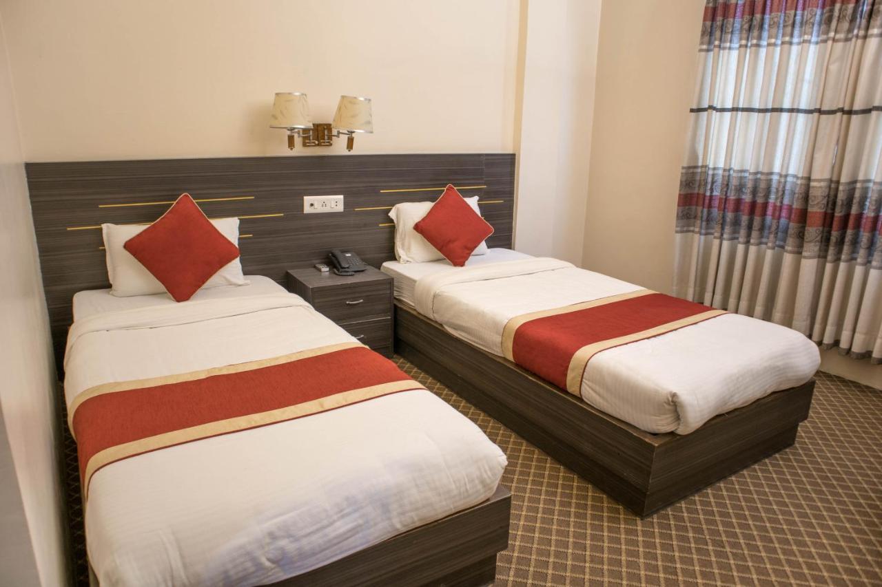 Mirage Inn Rummindei Extérieur photo