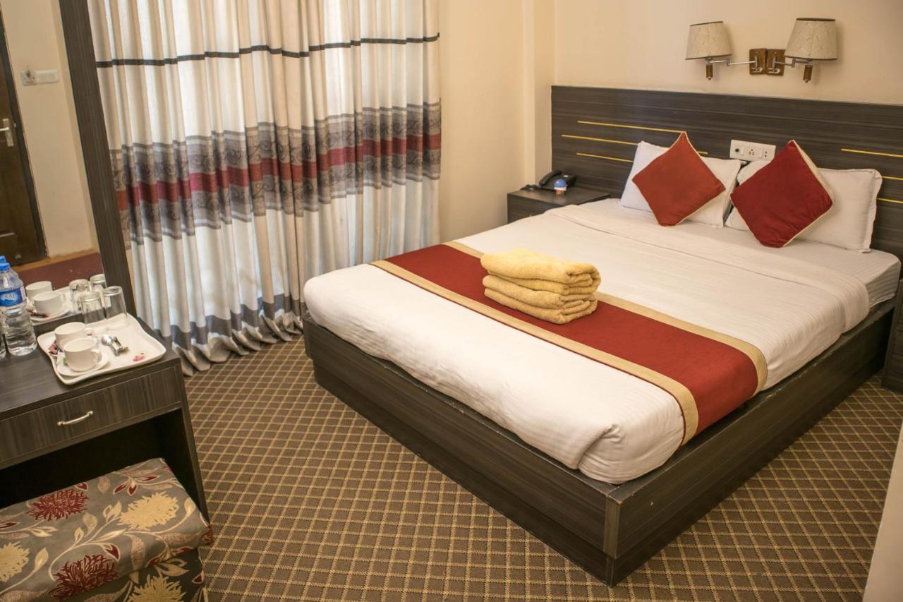 Mirage Inn Rummindei Extérieur photo